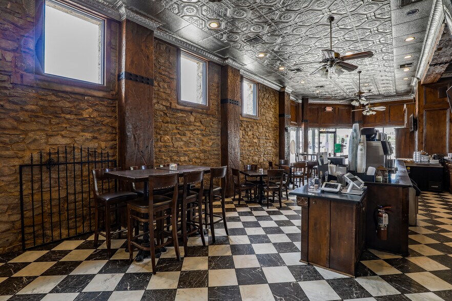 More Photos Of 119 N Main St, Jacksboro Hospitality For Sale