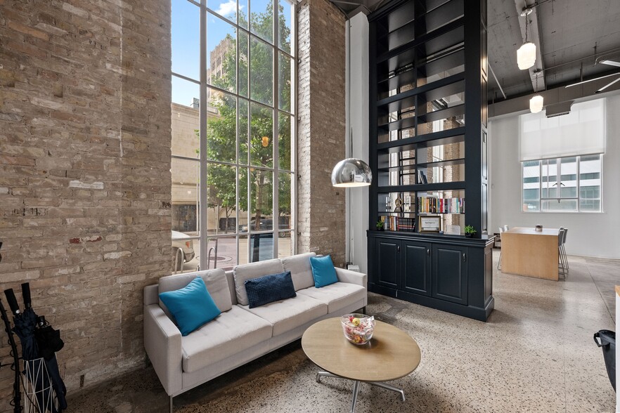 More Photos Of 710 Colorado St, Austin Loft Creative Space For Sale