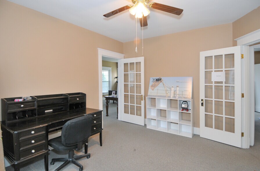 More Photos Of 5809 Bardstown Rd, Louisville Office Residential For Lease