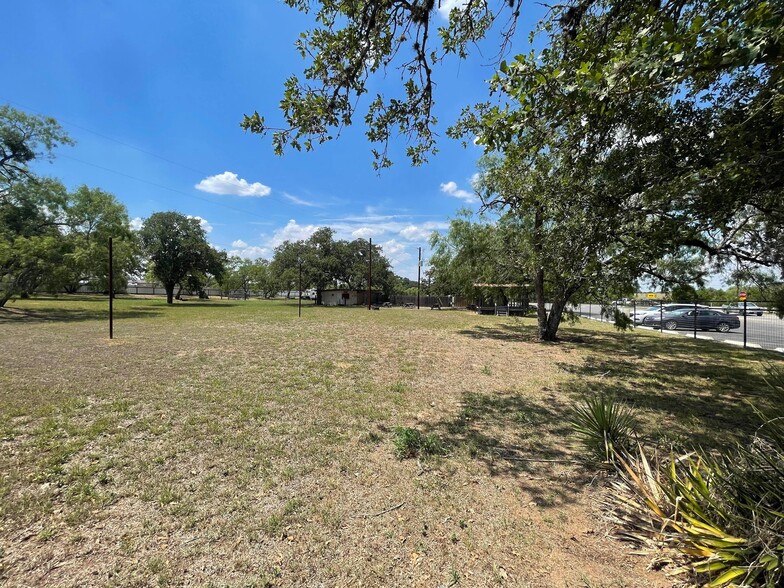 More Photos Of 2239 FM 3432, Adkins Freestanding For Sale