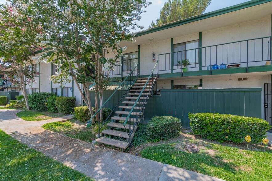 More Photos Of 1735 E Washington St, Colton Apartments For Sale