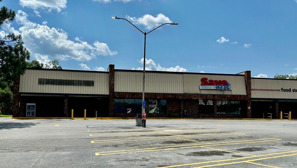 More Photos Of 806-810 Madison Hwy, Valdosta General Retail For Lease