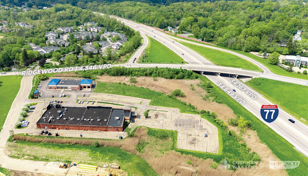 Primary Photo Of 620 Ridgewood Rd, Akron Unknown For Lease