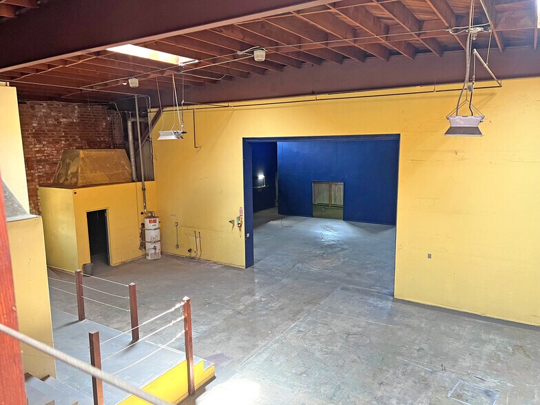 More Photos Of 401 N La Brea Ave, Inglewood Warehouse For Lease
