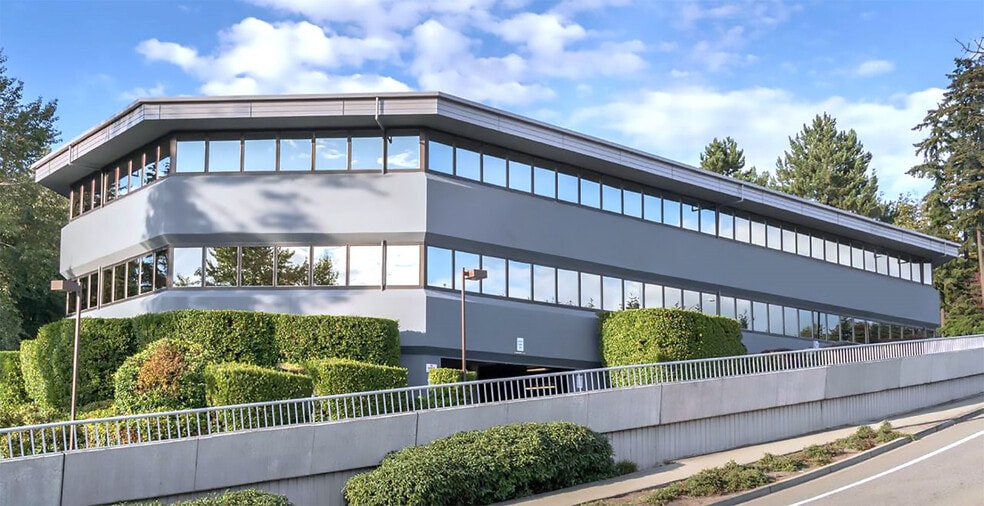 More Photos Of 14450 NE 29th Pl, Bellevue Office For Sale