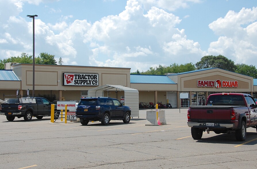 Primary Photo Of 1020 Center St, Horseheads Freestanding For Sale
