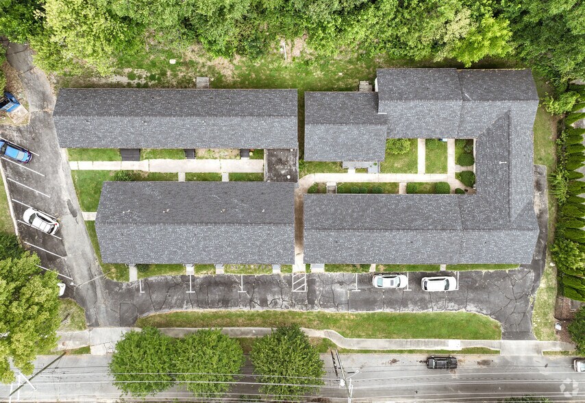 More Photos Of 306 N Jackson St, Salisbury Apartments For Sale