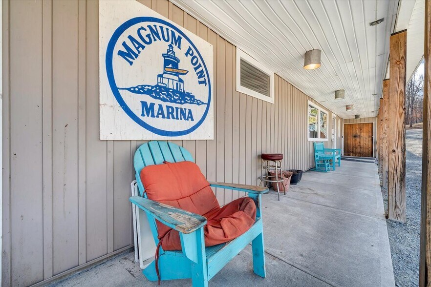 More Photos Of 2200 Old Salem School Rd, Union Hall Marina For Sale