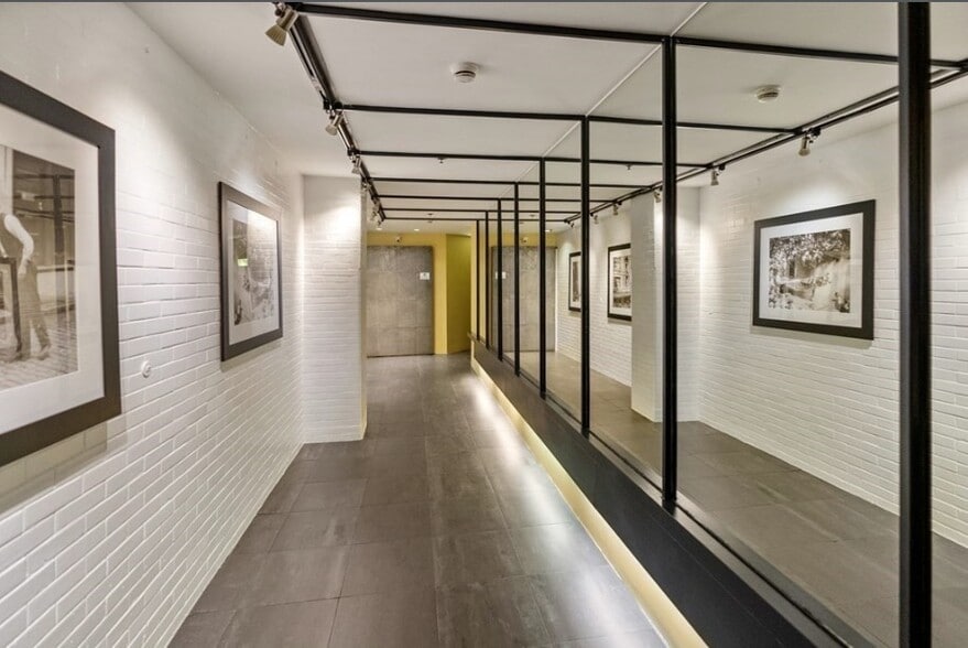 More Photos Of 42 Chauncy St, Boston Apartments For Sale