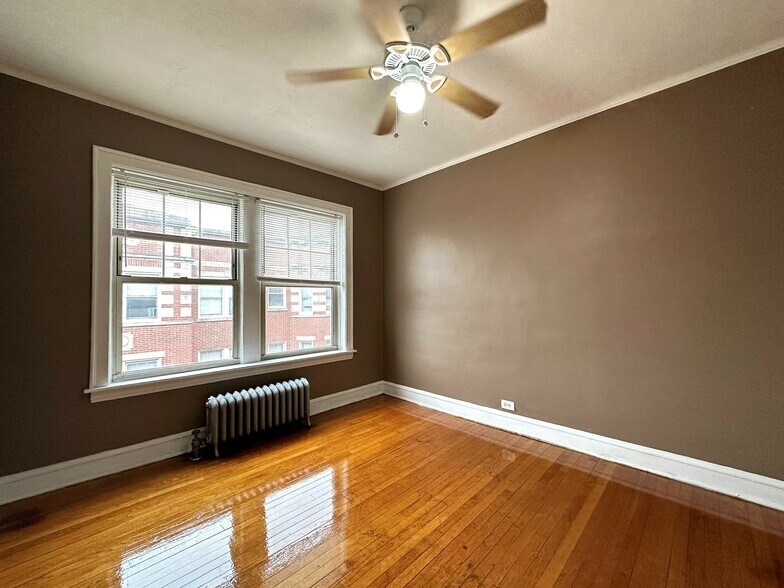 More Photos Of 8054 S Ingleside Ave, Chicago Apartments For Sale