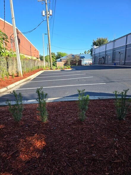 More Photos Of 1702 N 50th St, Tampa Unknown For Lease