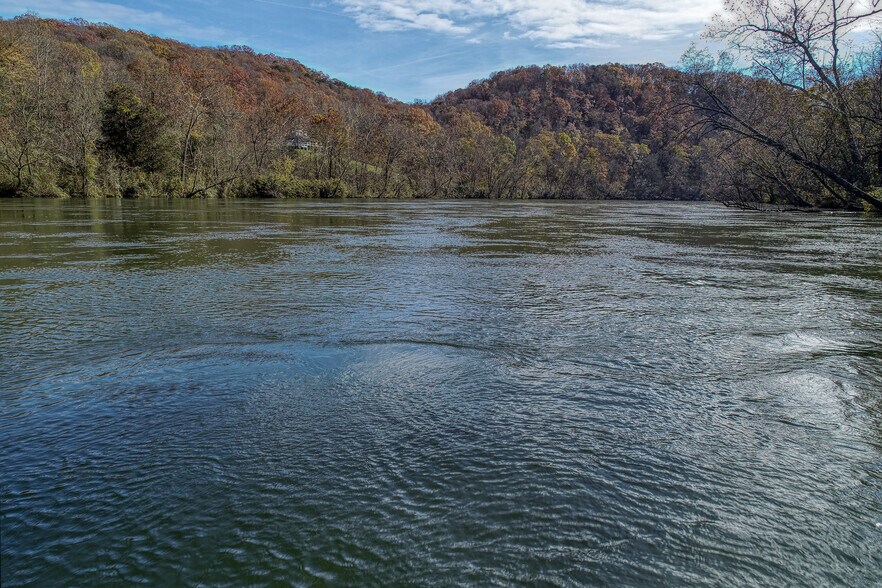 More Photos Of 311 Ross Cemetery Rd, Rocky Top Land For Sale