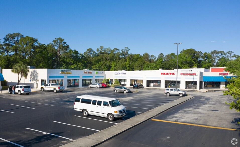 More Photos Of 5800 Beach Blvd, Jacksonville Freestanding For Lease