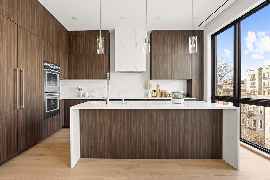 More Photos Of 145 Conselyea St, Brooklyn Multifamily For Sale