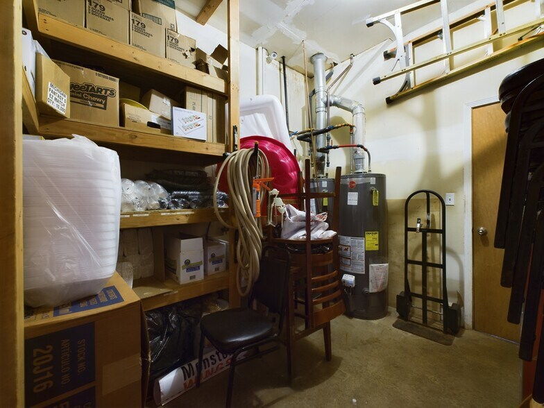 More Photos Of 4512 E M-21, Corunna Restaurant For Sale