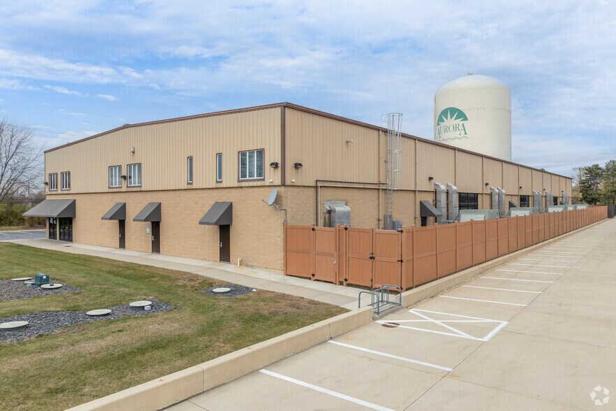 More Photos Of 31W290 Schoger Dr, Naperville Warehouse For Sale