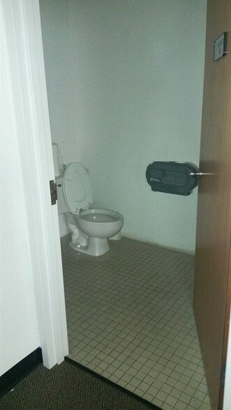 More Photos Of 2941 Sunrise Hwy, Islip Terrace Medical For Lease