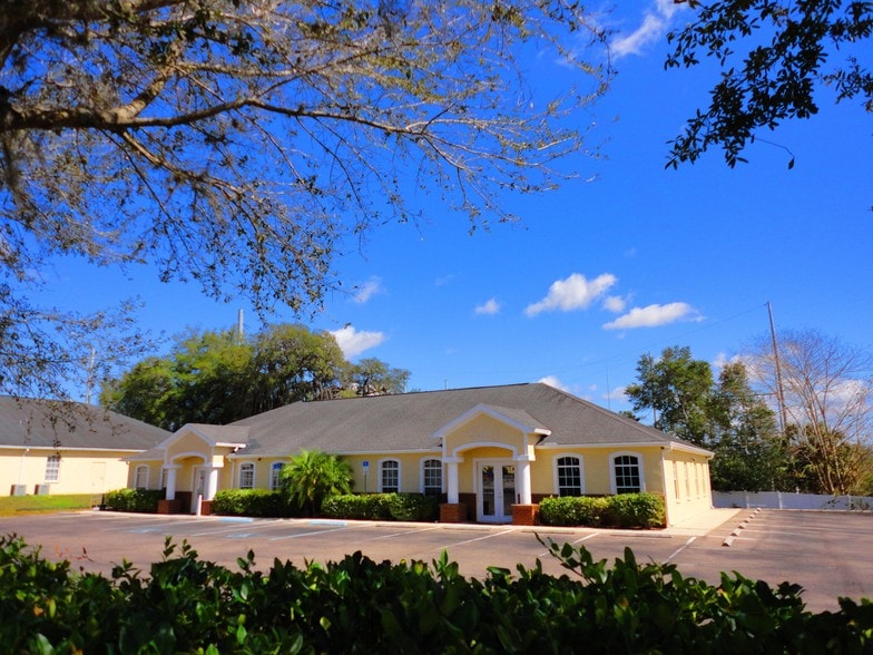 More Photos Of 6937 Medical View Ln, Zephyrhills Medical For Lease