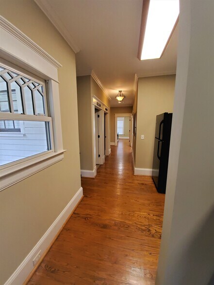 More Photos Of 235 S Glynn St, Fayetteville Office For Lease