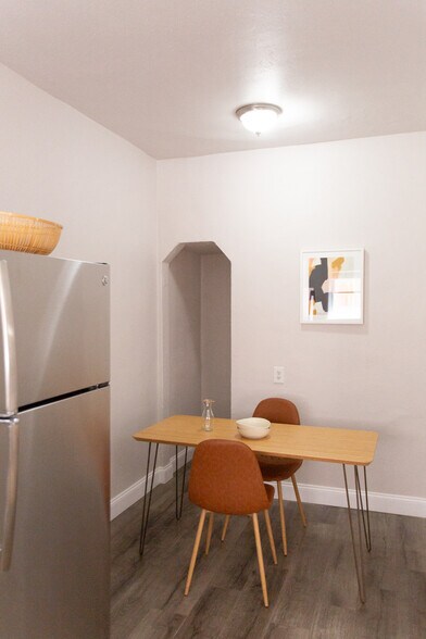 More Photos Of 118 N Westmoreland Ave, Los Angeles Apartments For Sale