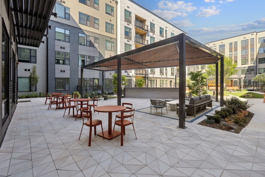 More Photos Of 6601 Melville St, Hyattsville Apartments For Lease