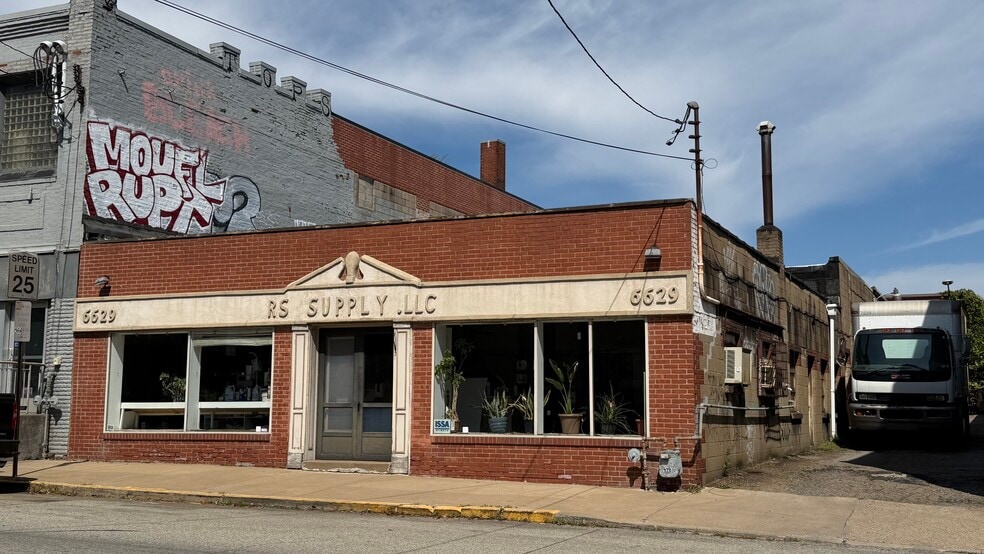 More Photos Of 6629 Hamilton Ave, Pittsburgh Warehouse For Lease