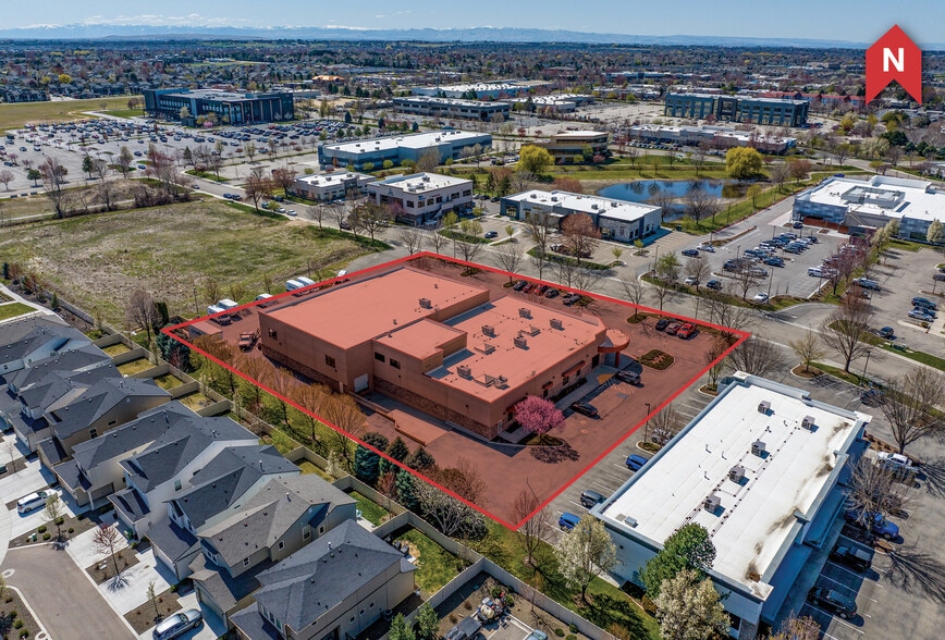 More Photos Of 1786 S Topaz Ave, Meridian Showroom For Sale