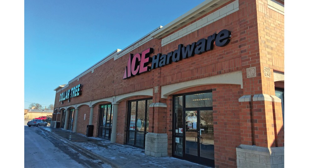 More Photos Of 2001 E 95th St, Chicago Unknown For Lease