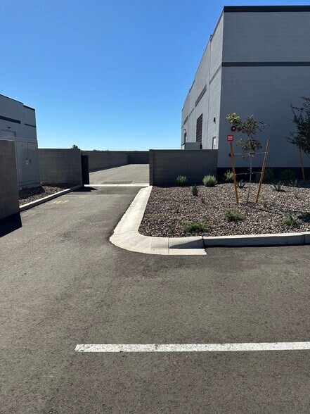 More Photos Of 7303 S Hawes Rd, Mesa Unknown For Lease