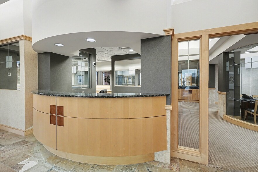 More Photos Of 15555 Silver Pky, Fenton Medical For Sale