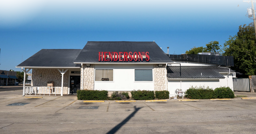 Primary Photo Of 415 E Avenue A, Killeen Restaurant For Sale