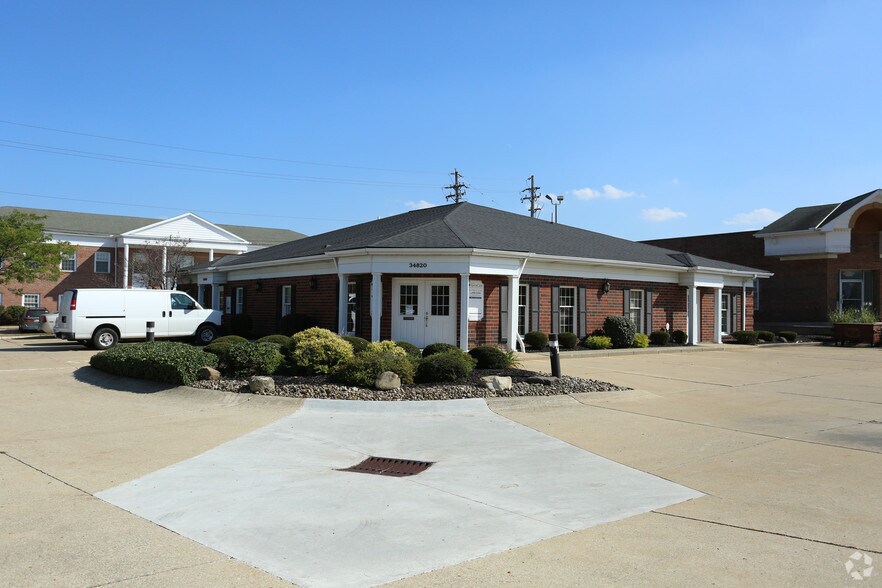 More Photos Of 34820-34840 Chardon Rd, Willoughby Medical For Sale