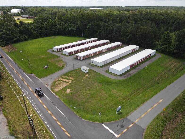 More Photos Of 4041 Davis hwy, Louisa Specialty For Sale