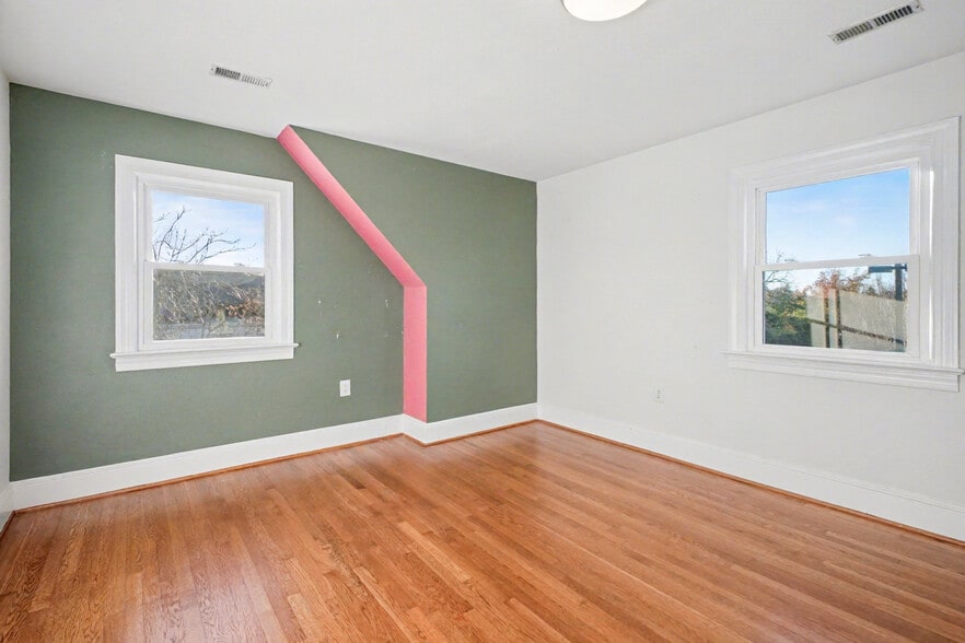 More Photos Of 4412 Lafayette Blvd, Fredericksburg Loft Creative Space For Lease