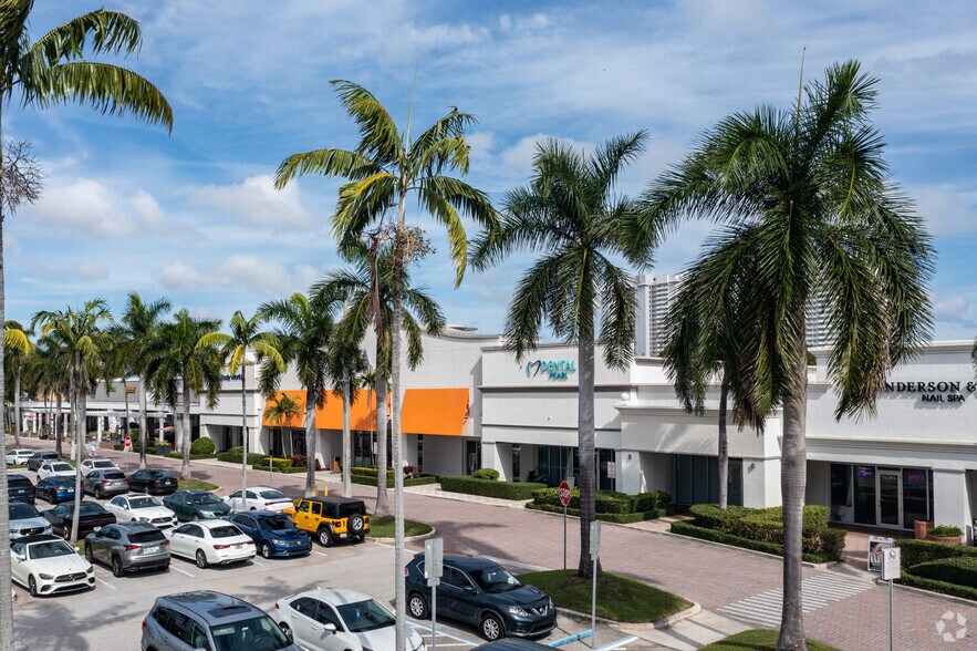 More Photos Of 14601-14891 Biscayne Blvd, Miami Storefront For Lease