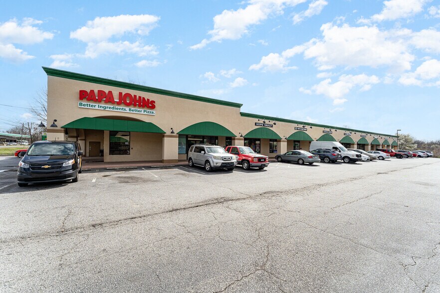 More Photos Of 11651-A-H N Main St, Archdale Unknown For Lease