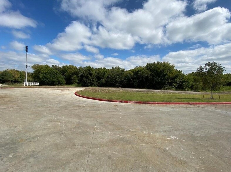 More Photos Of 8751 Collin McKinney Pky, McKinney Office Residential For Lease