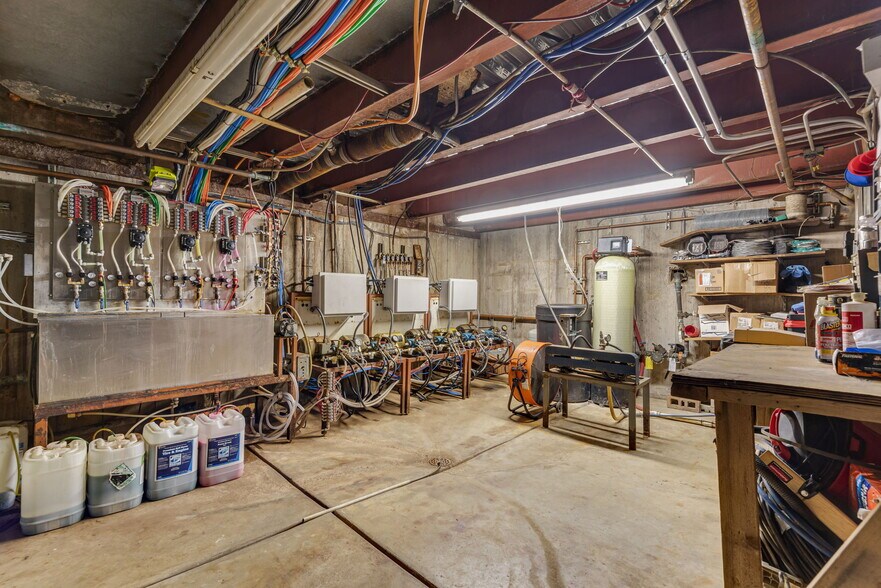 More Photos Of 3443 S Vance St, Lakewood Carwash For Sale