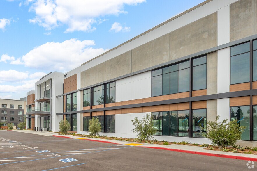 More Photos Of 5255 Katella Ave, Cypress Medical For Lease