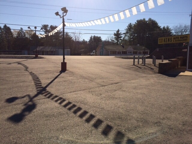 More Photos Of 29 Bridge St, Pelham Auto Dealership For Lease