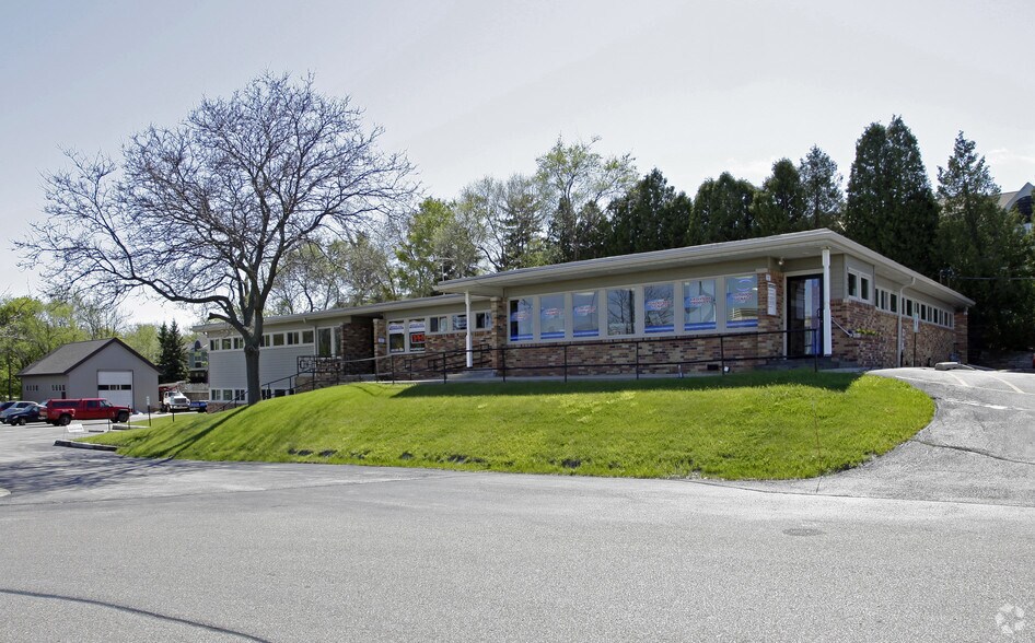 More Photos Of N84W15787 Menomonee Ave, Menomonee Falls Office For Lease