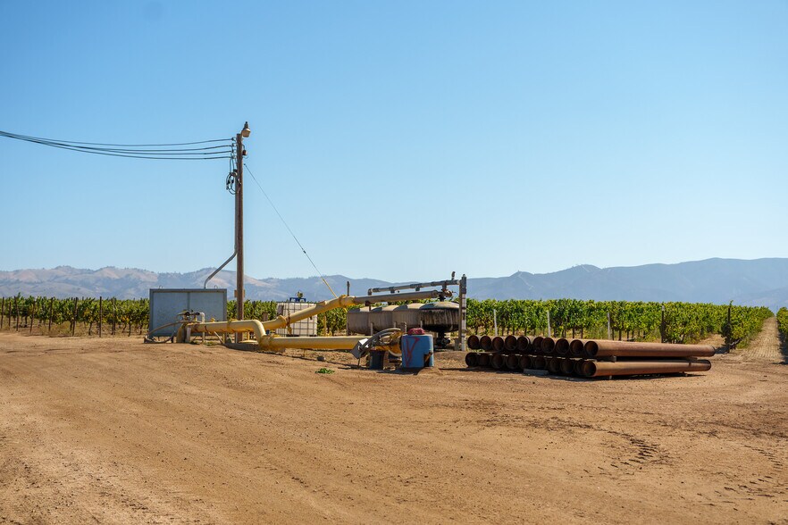 More Photos Of 32498 Gloria Road, Gonzales Land For Sale