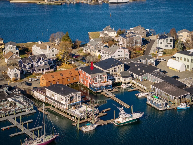 More Photos Of 73 Rocky Neck Ave, Gloucester Restaurant For Sale