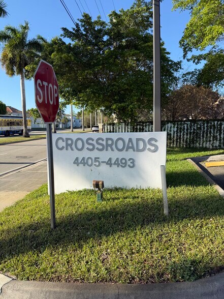 More Photos Of 4405-4493 NW 97th Ave, Doral Warehouse For Lease
