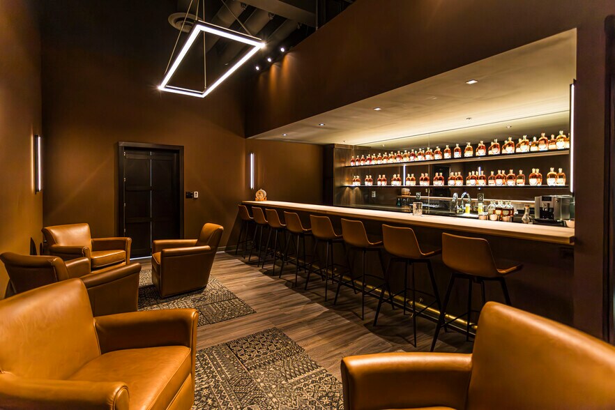 More Photos Of 2100 Watterson Trl, Louisville Warehouse For Sale