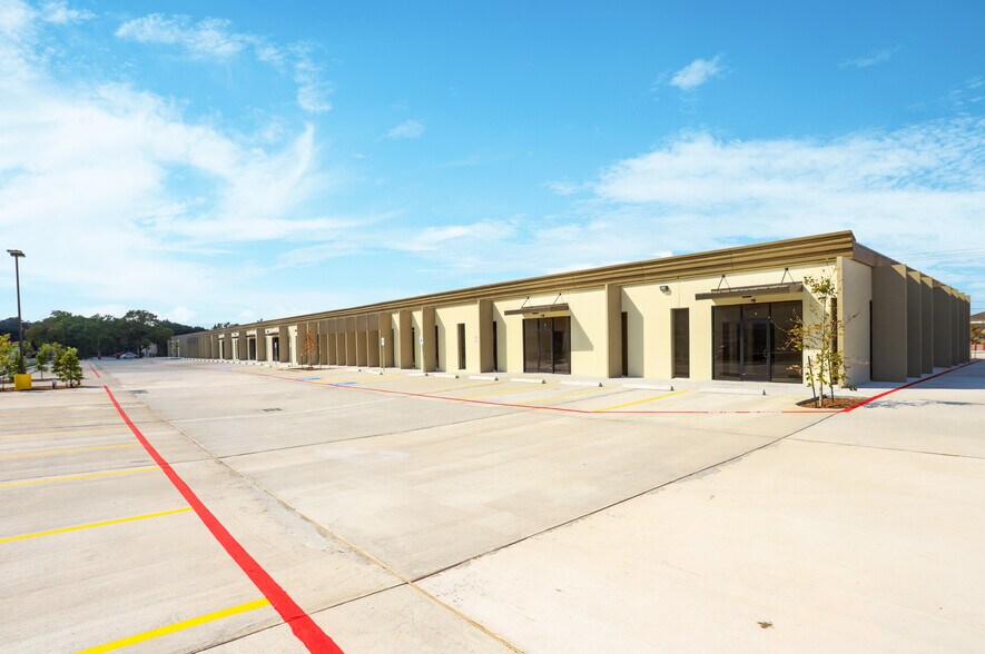 Primary Photo Of 9000 Parkwest Dr, Houston Light Distribution For Lease