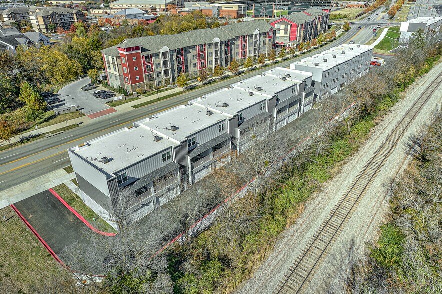 More Photos Of 1512 S Razorback Rd, Fayetteville Apartments For Sale