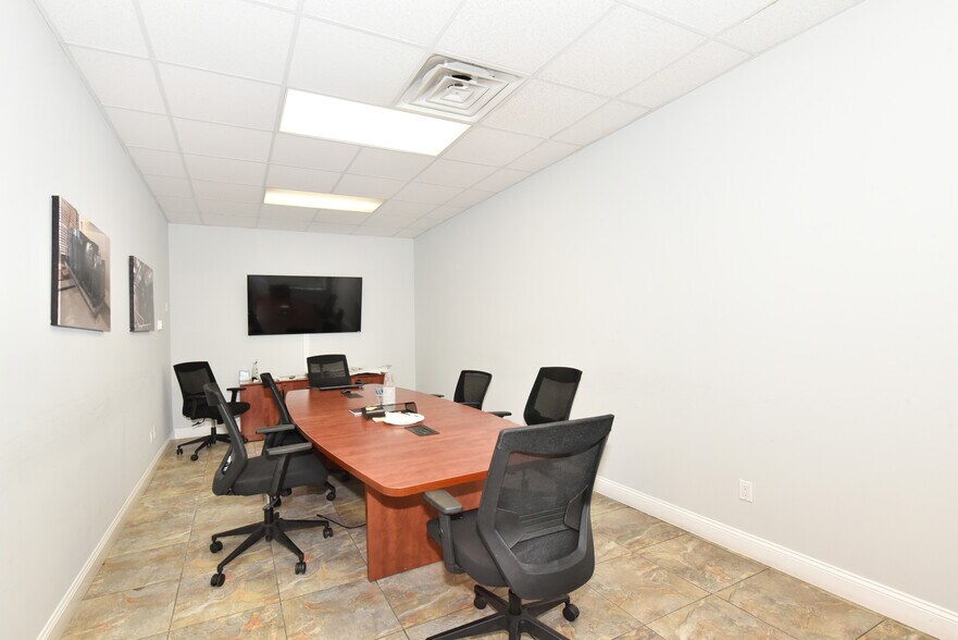 More Photos Of 1565 Ocean Ave, Bohemia Manufacturing For Sale