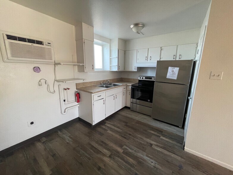 More Photos Of 3501 Baltimore Ave, Pueblo Apartments For Sale