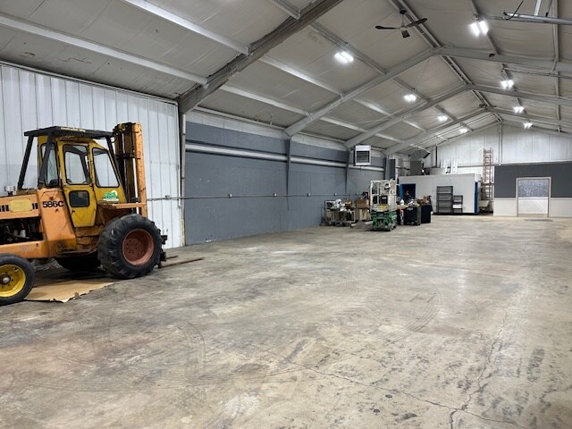 More Photos Of 1465 Cornell Rd, Howard Warehouse For Sale